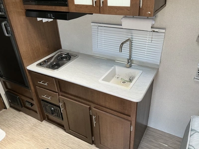 Used 2019 PRIME TIME NAVI 16FQ Campers, Caravans, Motorhomes Michigan US | Miedema Asset Management Group #1341094