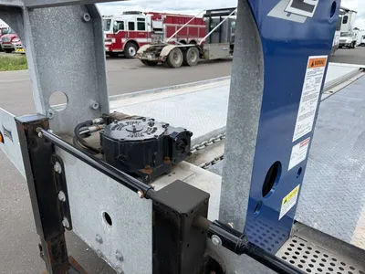 Used 2015 LANDOLL 342 TRAVELING AXLE TRAILERS 32 Chassis Minnesota US | Carco Truck & Equipment #1514024