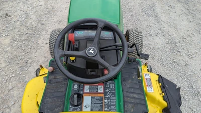 USED JOHN DEERE 425
