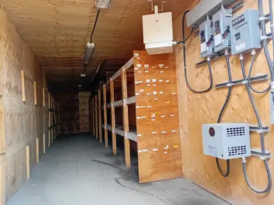 40 ft Insulated Shipping Container on a Skid w/ Shelving & Electrical - 24754