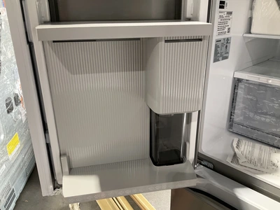 Used SAMSUNG RF23B7671SR Refrigerators Michigan US | Miedema Asset Management Group #1320872