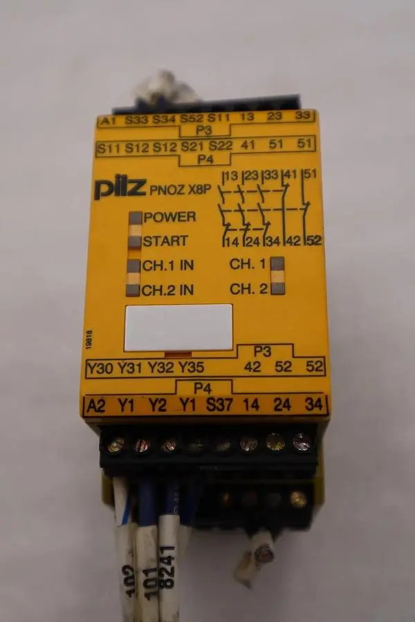 PNOZ X8P PILZ 24VDC SAFETY RELAY, PNOZX8P STK H1440