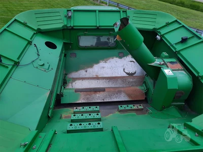 USED 2004 JOHN DEERE 9660 STS