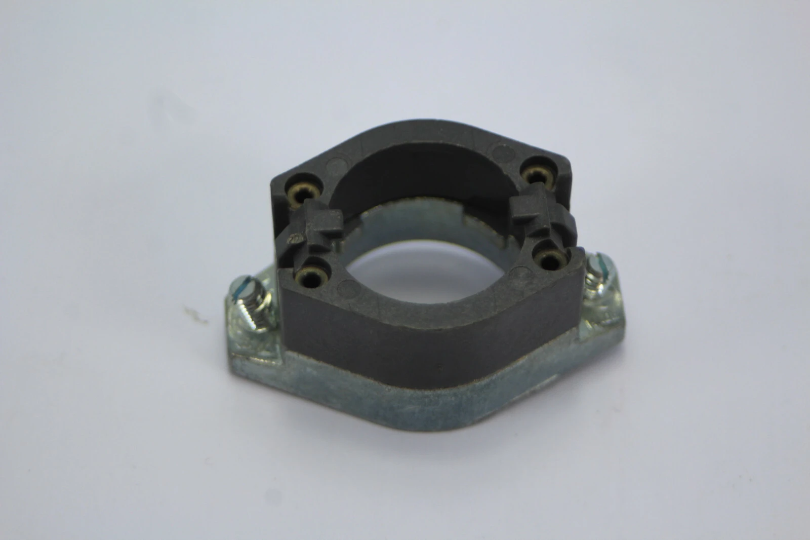 New | in-Stock EAO 704.960.5 Panel Mounts California US | Davliegogo LLC #1708312