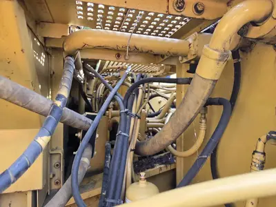 USED 1996 CATERPILLAR 325L