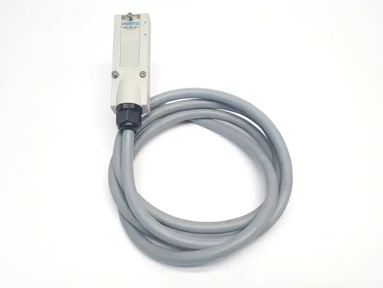 Used Festo Connecting Cable 6.5 ft Connector Accessories Michigan US | Maverick Industrial Sales #1395150