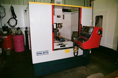 USED 1996 DYNA MYTE