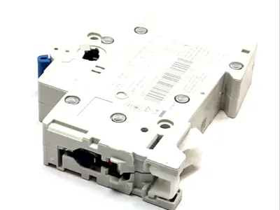 USED ALLEN-BRADLEY MINIATURE CIRCUIT BREAKER 3A 1-POLE TYPE C DIN RAIL