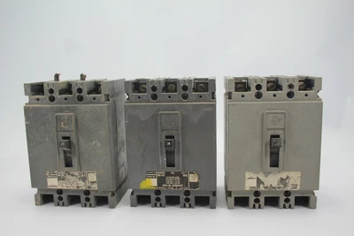 Used Westinghouse HFB3020600VAC Circuit Breakers California US | Davliegogo LLC #1705747