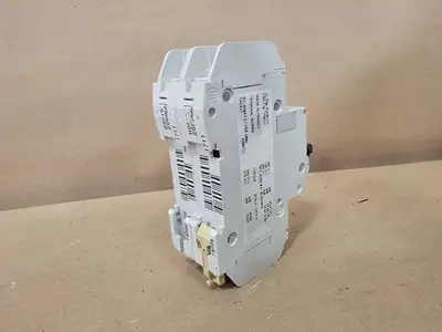 USED SCHNEIDER ELECTRIC C60N