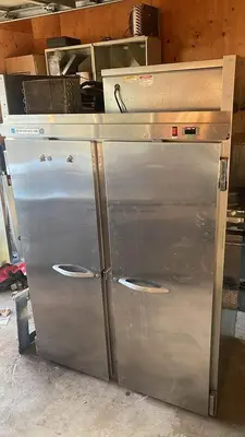 USED BEVERAGE AIR HRS2-1S