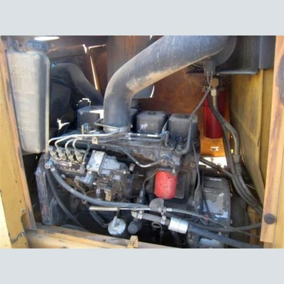 Case 585E Rough Terrain Forklift