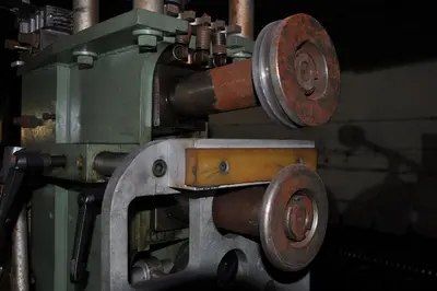 USED BOMBLED FELSMACHINE