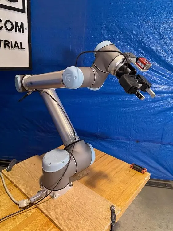 Used 2018 UNIVERSAL ROBOTICS UR10 Robots Michigan US | Harbor Machinery Inc. #1768070