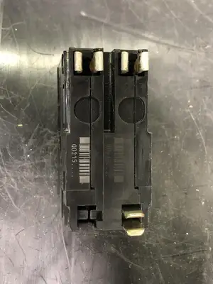 USED SQUARE D QO215P