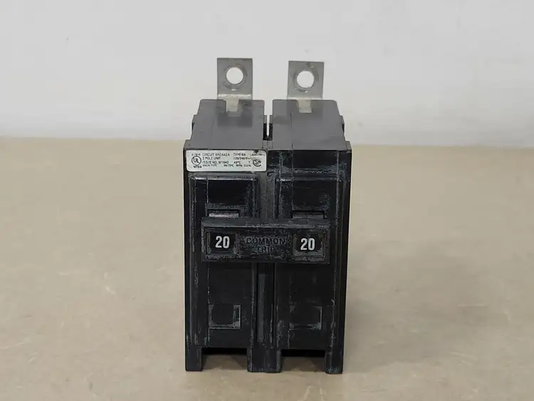 Used CUTLER-HAMMER BA220 Switchgears British Columbia CA | Lenmark #239289
