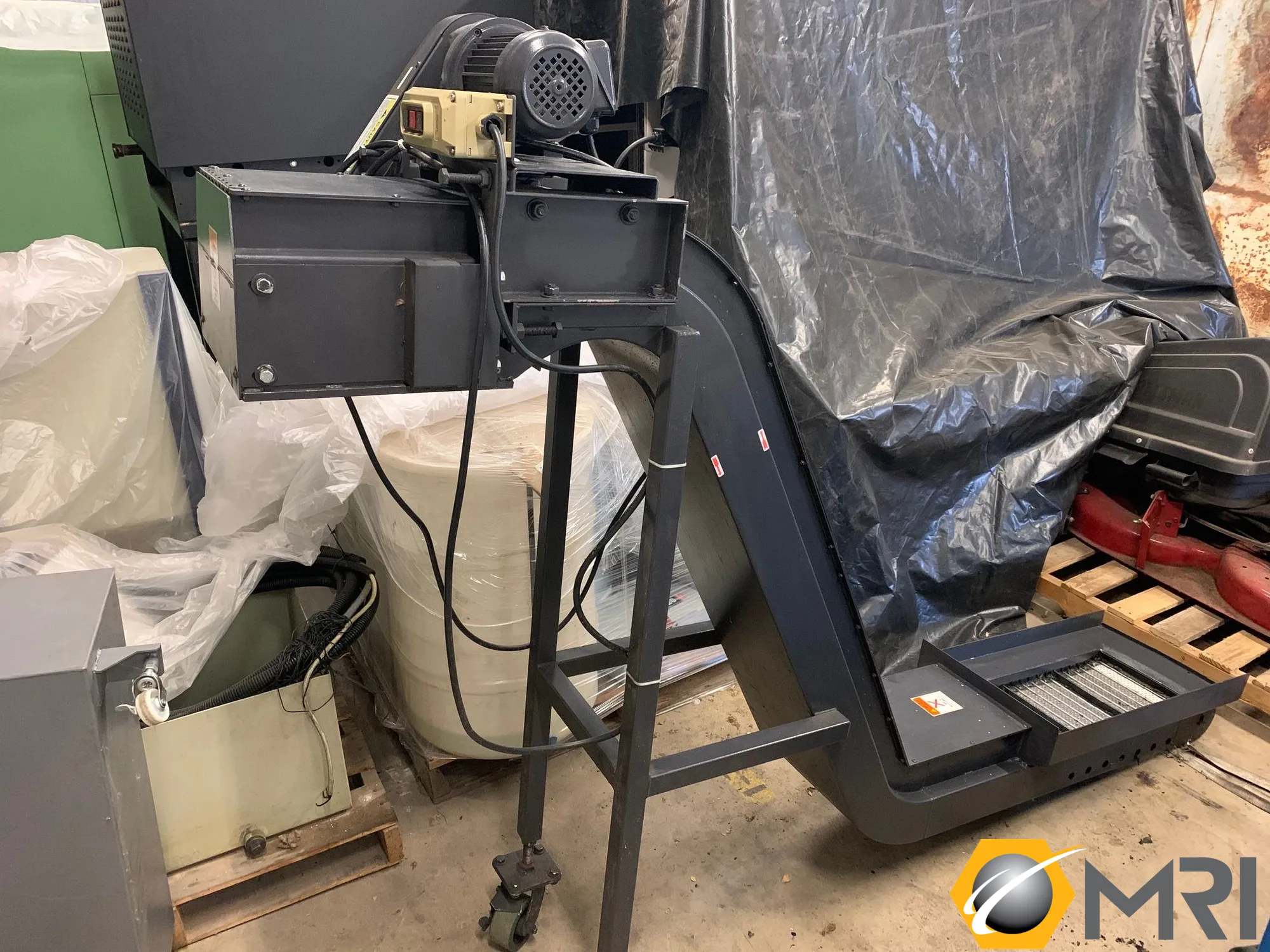 Used OKUMA GENOS 403504 | Machinery Resources International