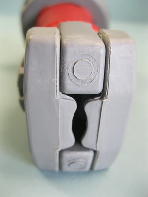 USED Hubbell 420P7W