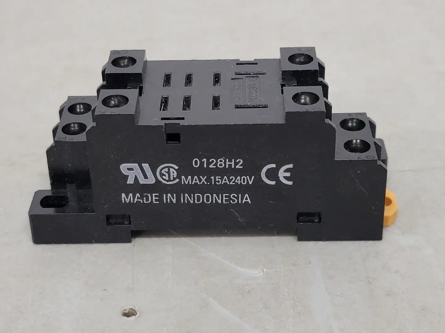 NEW OMRON PTF08A-E