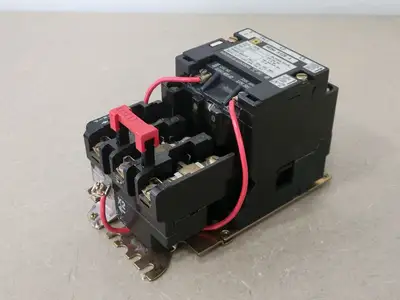 USED SQUARE D 8536SCG3V02S