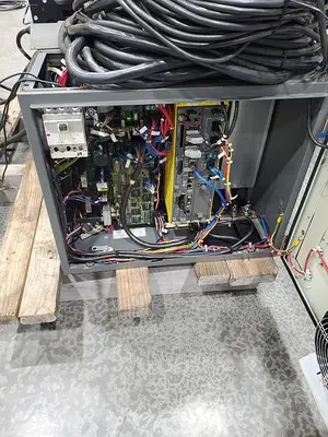 USED 2013 FANUC ARCMATE 100IC/6L