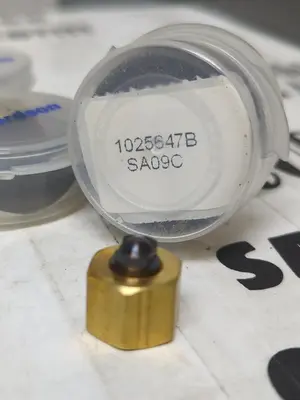 New | in-Stock NORDSON 1025647B Nozzles Ohio US | Surplus Asset Holdings #1237062