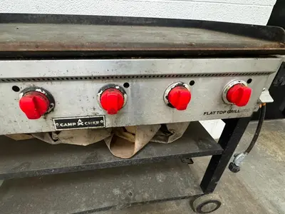 Used _UNKNOWN_ _UNKNOWN_ Grills & Griddles North Carolina US | Myron Bowling Auctioneers Inc #1543515