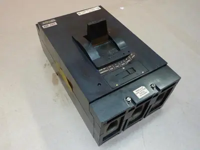 USED SQUARE D LAL3640032M