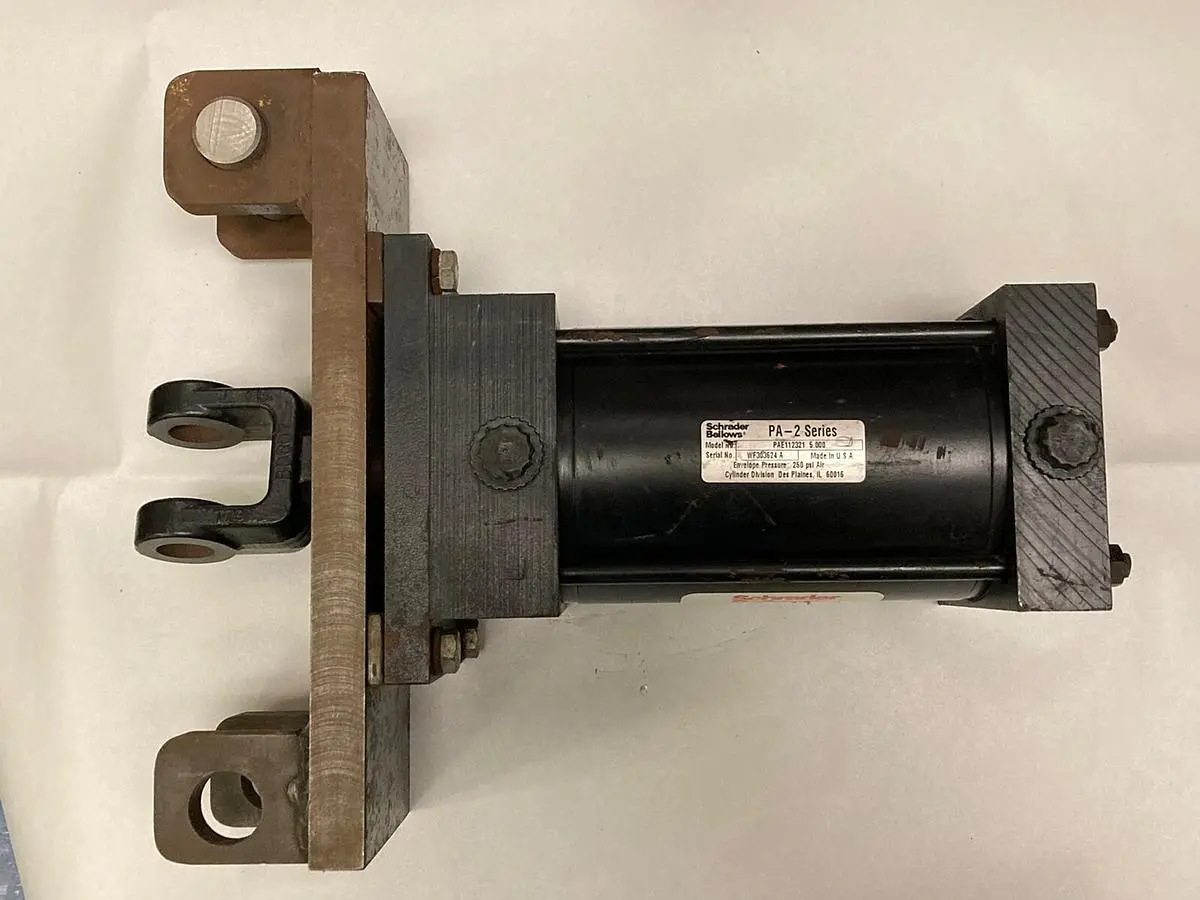 USED SCHRADER BELLOWS PAE112321