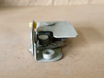 NEW FORD 3L3Z-9943150-AA