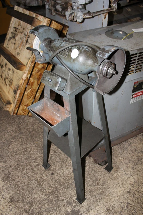 Used SIOUX _UNKNOWN_ Pedestal Type Grinders (Double End) Minnesota US | INTER-PLANT SALES #343392