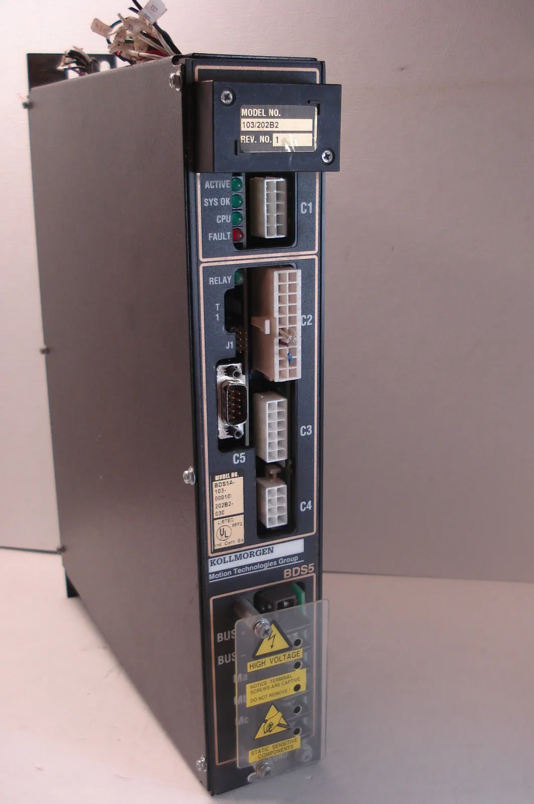 USED KOLLMORGEN SERVO DRIVE BDS5A-103-00010202B2-030