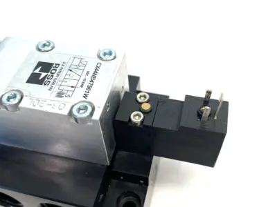 Used Ross Leak-Tight Vacuum Directional Control Valve 3/2 Solenoid Solenoid Valves Michigan US | Maverick Industrial Sales #1419268