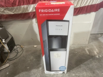 Used FRIGIDAIRE HOT AND COLD WATER DISPENSER Residential Appliances Michigan US | Miedema Asset Management Group #1322296