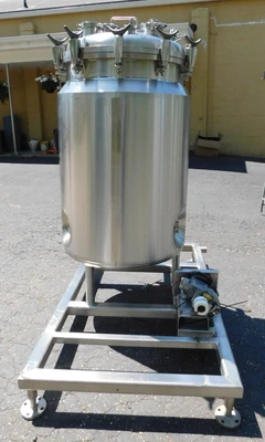 USED KINETICS MODULAR 150 GALLON