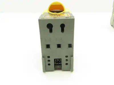 Bussman OPM-1038RC Optima Fuse Holder 30A 600V for Buss Class CC Fuse Lot of 24