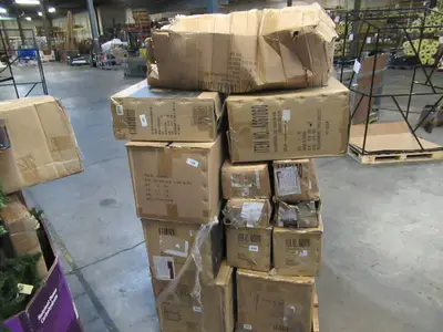 Pallet of Store Overstock and Ecommerce Product and Returns - Vickerman Christmas
