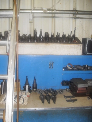 USED 1987 SUPERMAX YCM-72A