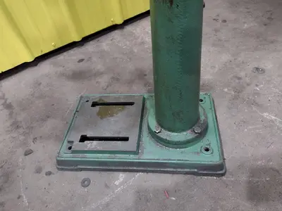 USED CENTRAL MACHINERY T-6725