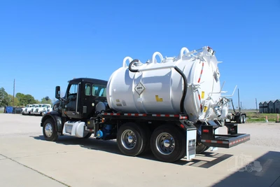 Used 2019 PETERBILT 567 Tractors & Trailers Texas US | Roll Off Truck World #1486370