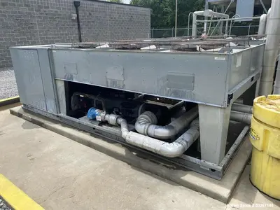 Used National Refrigeration & Air Conditioning Air-Cooled Condenser Chiller – Rotary Screw Compressor Cooling System