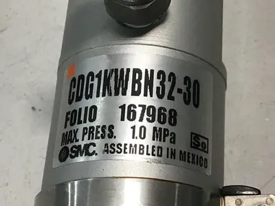 USED SMC CDG1KWBN32-30