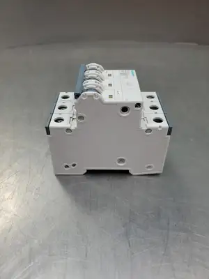 Used Siemens 5SY4302-7 MCB C2 Circuit Breaker, 2A, 400VAC, 3P Circuit Breakers South Carolina US | Palmetto Automation #1150413