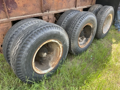 USED 1963 FRUEHAUF 21' TRI-AXLE