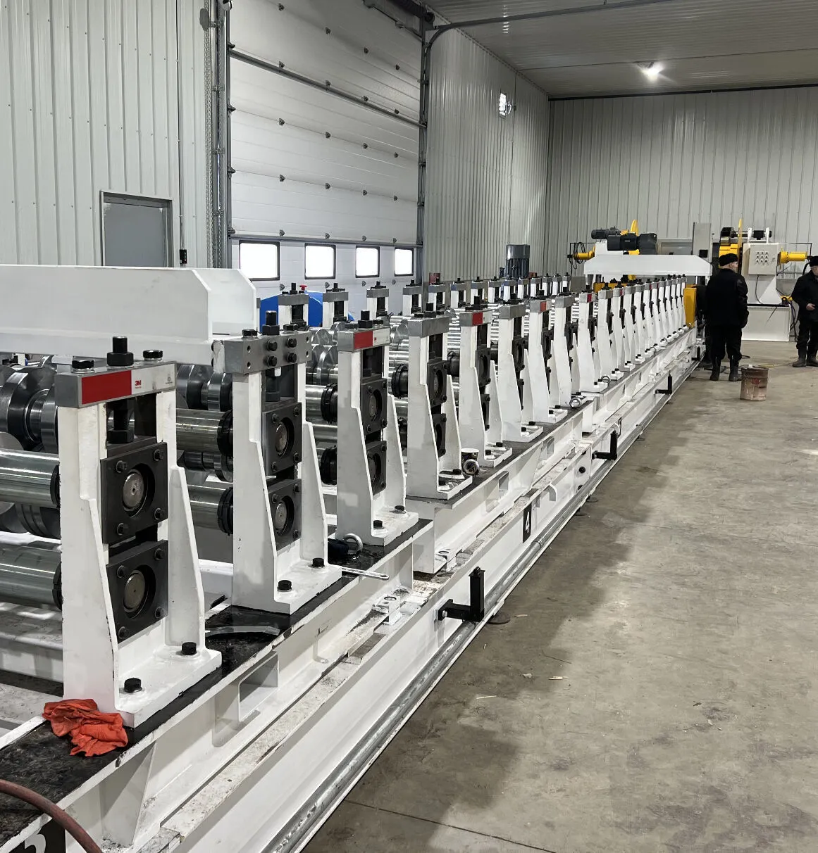 Customized Galvanized Steel Decking Sheet Roll Forming Machine in the USA