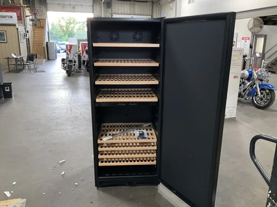 Used VINOTEMP EL-300GFEBRR Bottle Coolers Michigan US | Miedema Asset Management Group #1437314