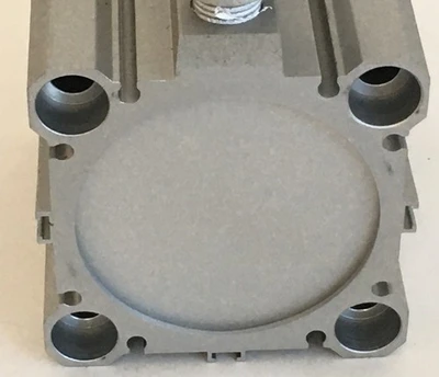 USED SMC CDQ2B63-40DCM