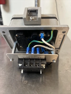 Used MENCOM TYPE 4 Electrical Boxes Ohio US | Surplus Asset Holdings #1508203