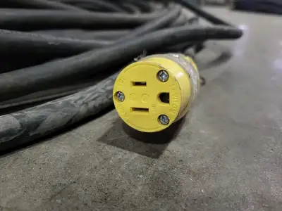 125 v 15a Power Extension Cord 120ft ea. Lot of 2
