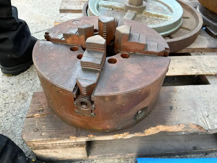 Used CHUCKS DIA 310 MM 4 CLAWS Parts | Apt International N.V #364513
